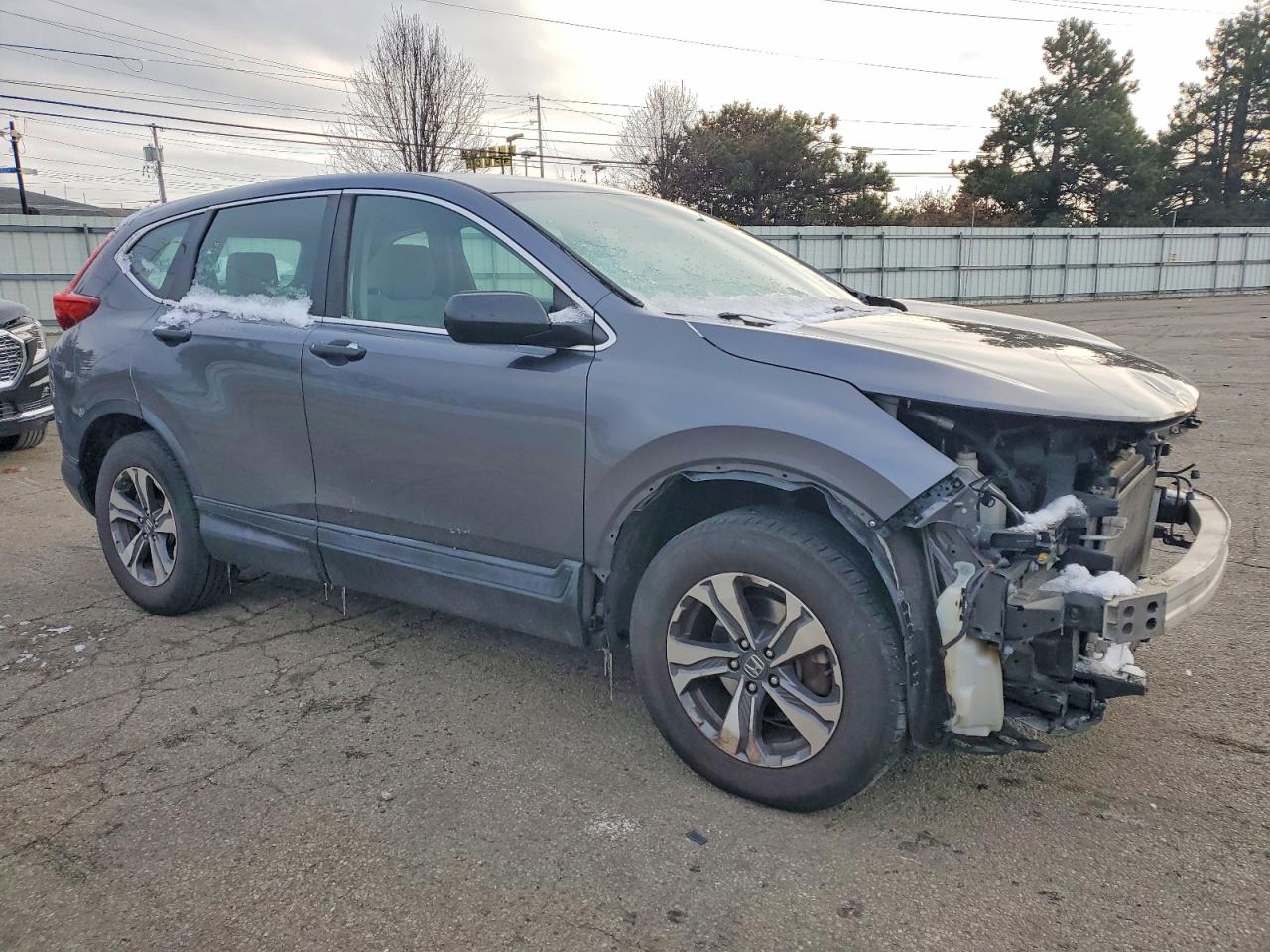 2017 HONDA CR-V LX photo 4