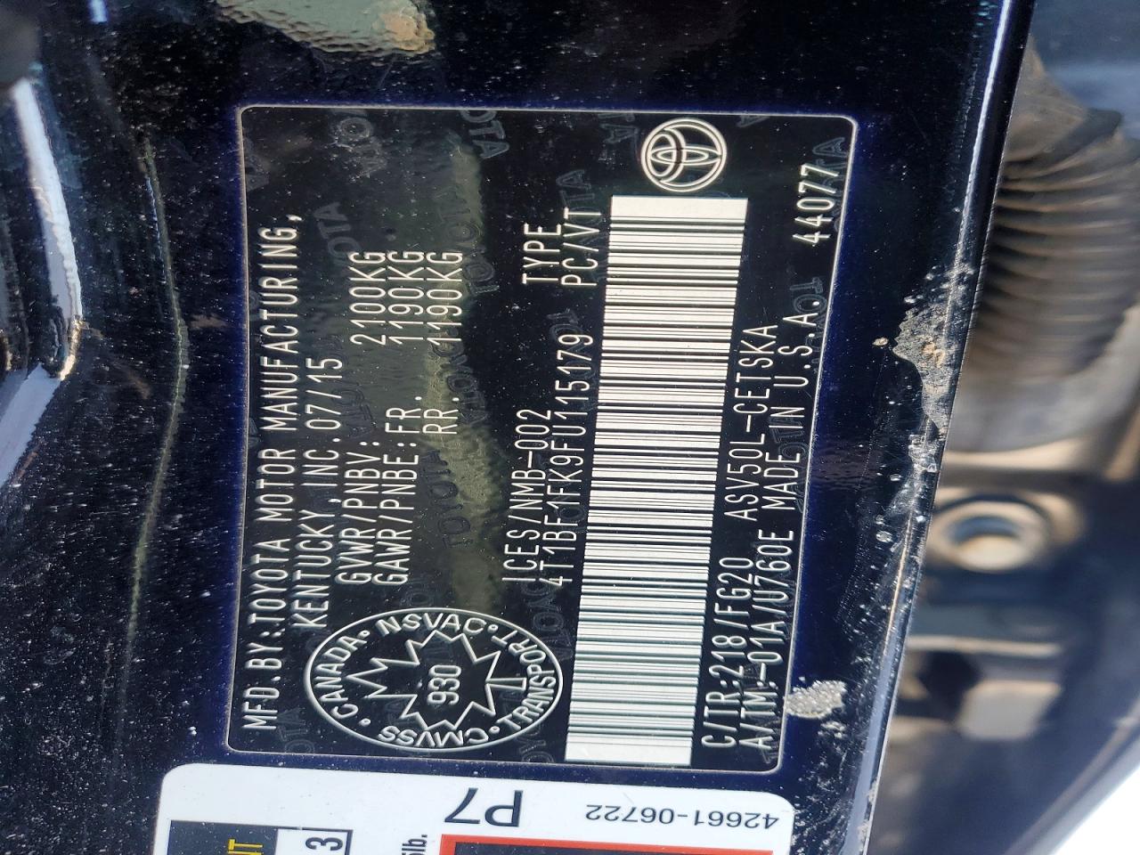 2015 TOYOTA CAMRY LE photo 12
