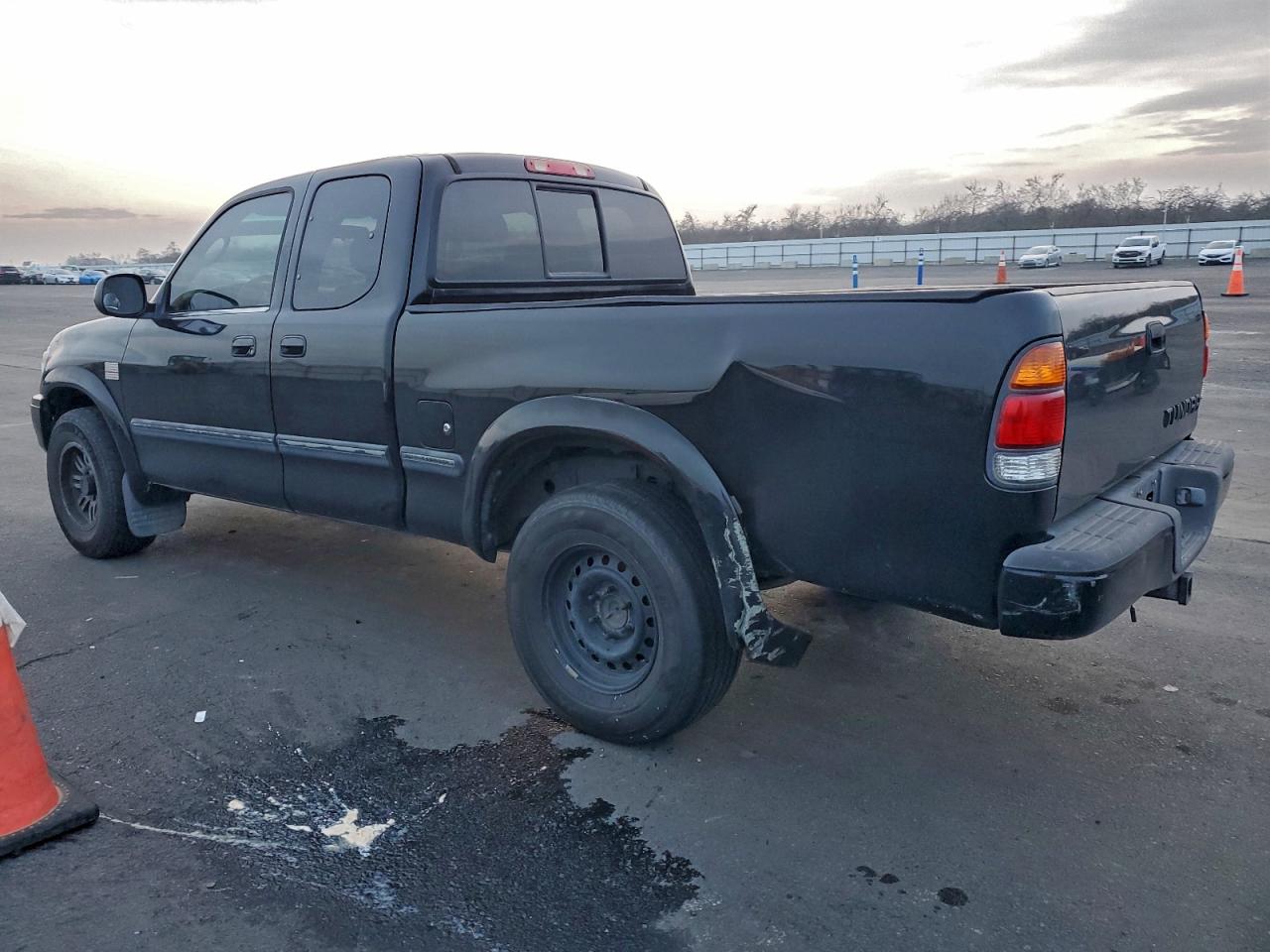 2000 TOYOTA TUNDRA ACCESS CAB photo 2