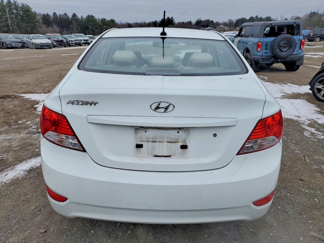 2014 HYUNDAI ACCENT GLS photo 6