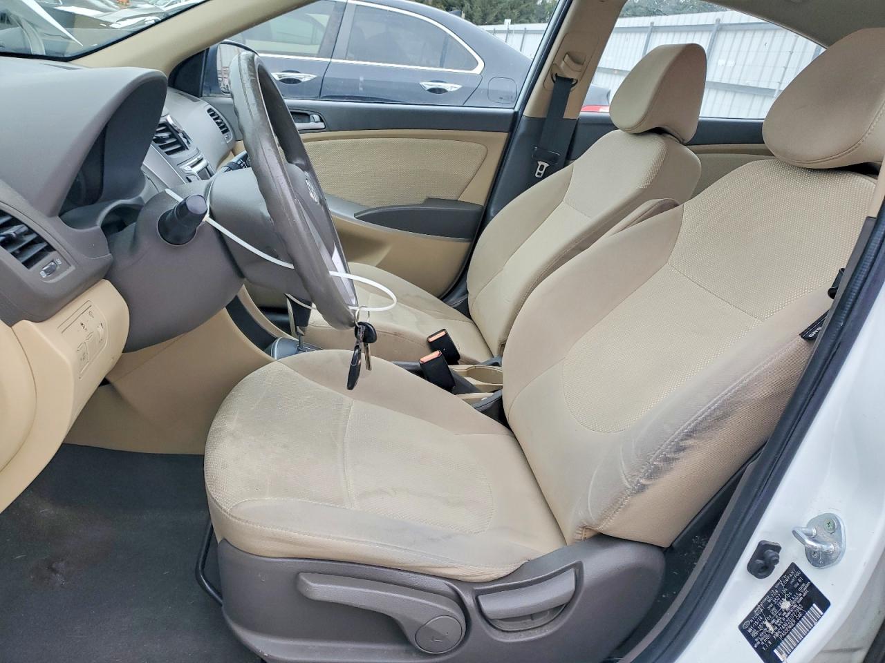 2014 HYUNDAI ACCENT GLS photo 7