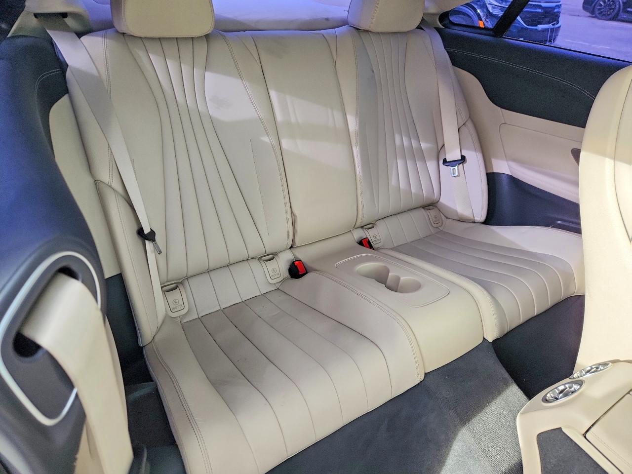 2022 MERCEDES-BENZ E 450 photo 10