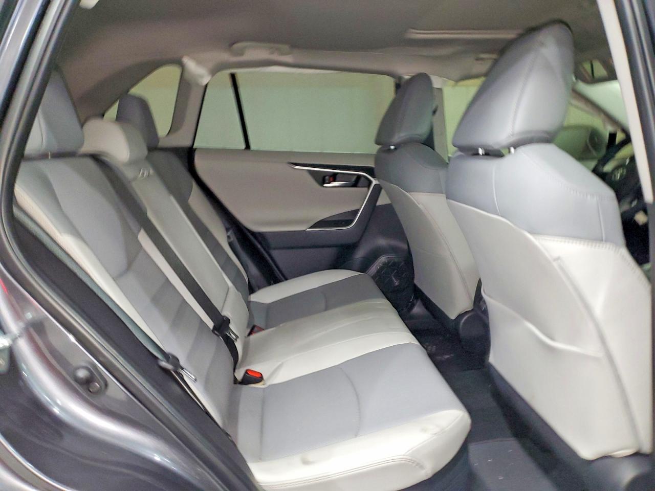 2024 TOYOTA RAV4 LIMITED photo 11