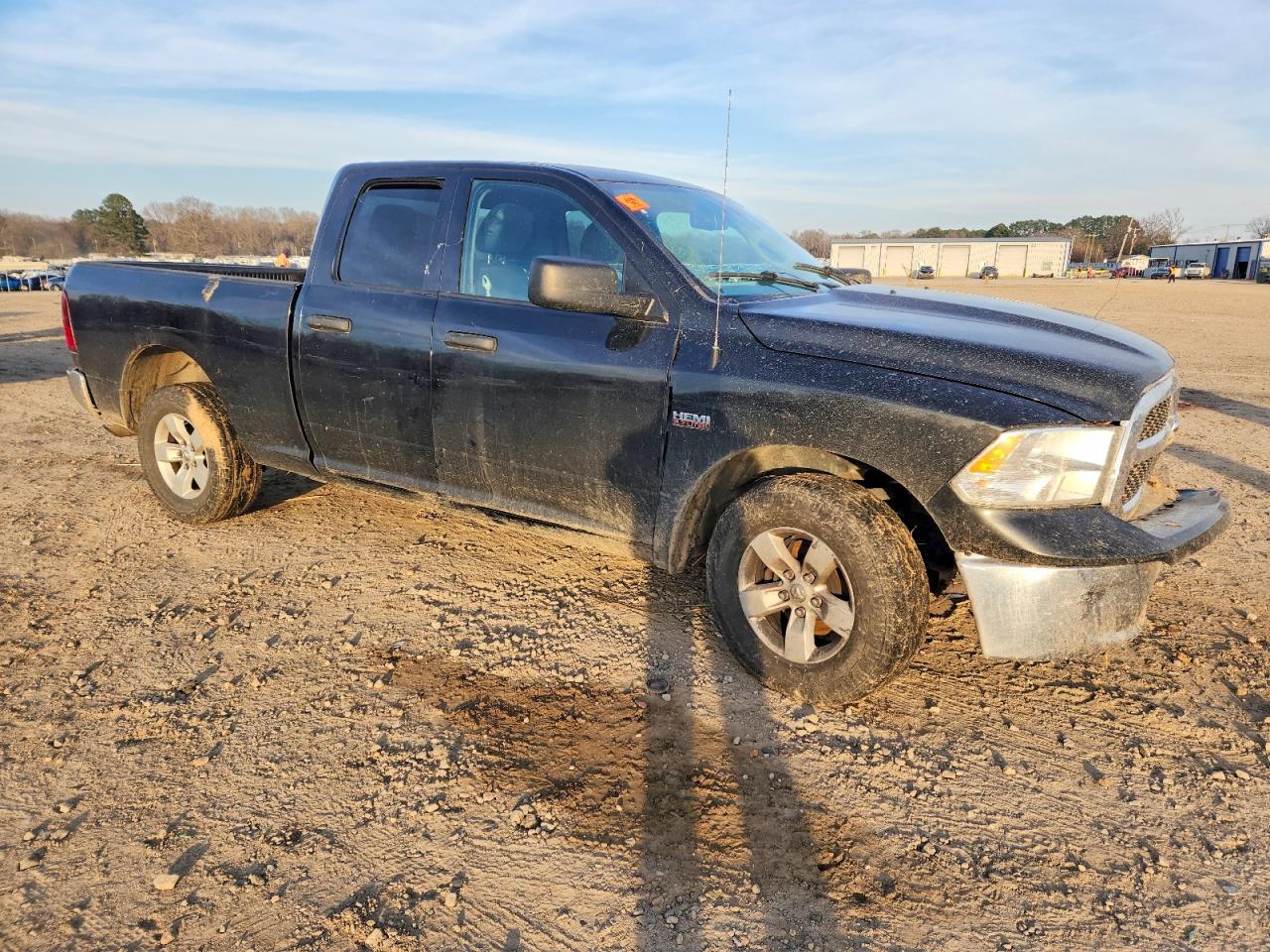 2019 RAM 1500 CLASSIC TRADESMAN photo 4