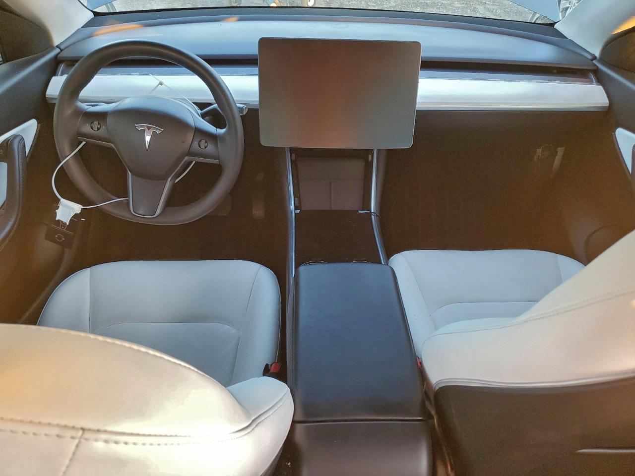 2021 TESLA MODEL Y photo 8