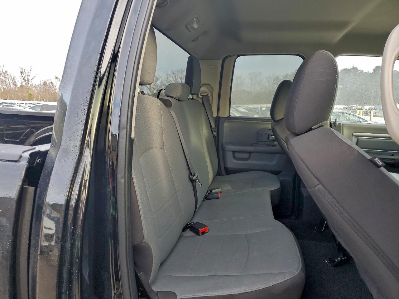 2024 RAM 1500 CLASSIC SLT photo 10