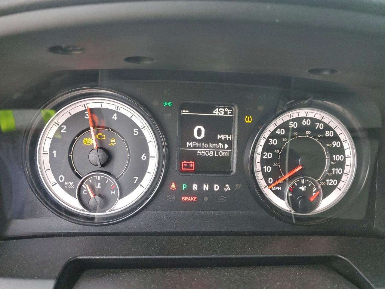 2024 RAM 1500 CLASSIC SLT photo 9