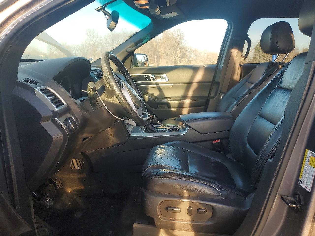 2014 FORD EXPLORER XLT photo 7