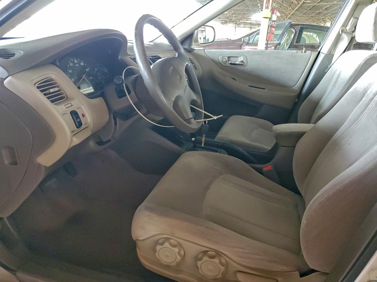 2000 HONDA ACCORD LX photo 7