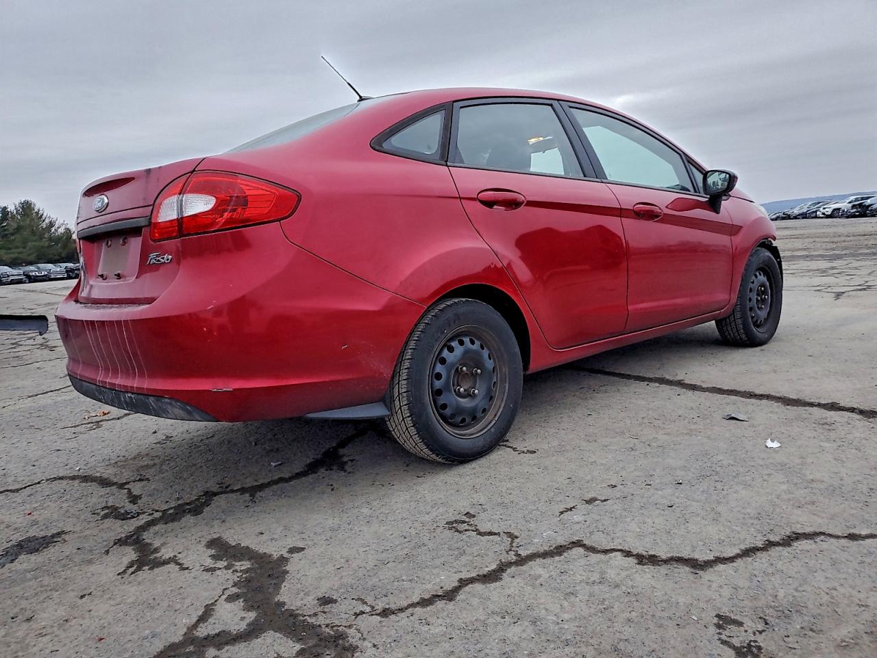 2011 FORD FIESTA SE photo 3