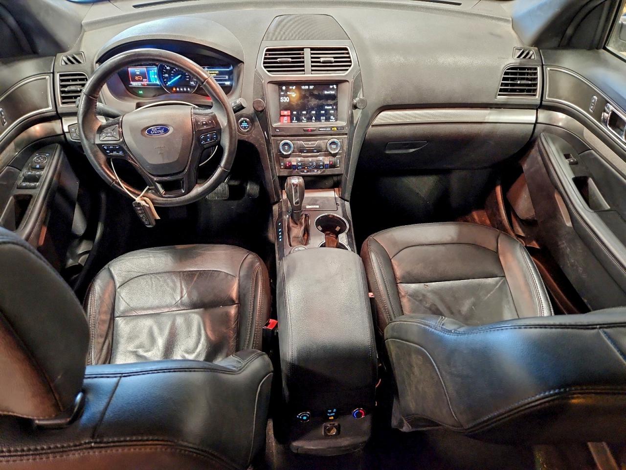 2018 FORD EXPLORER XLT photo 8
