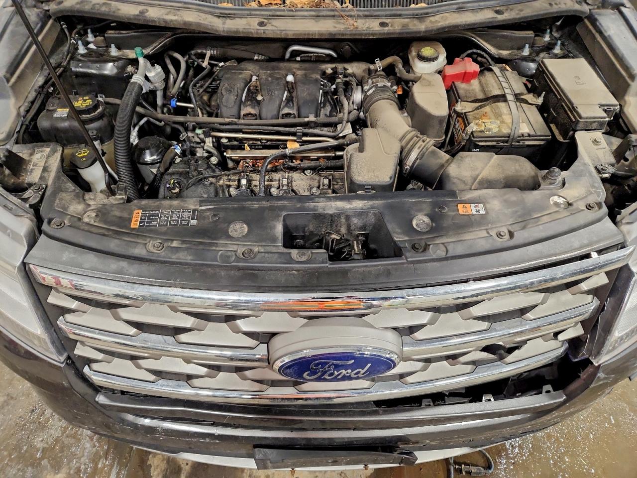 2018 FORD EXPLORER XLT photo 12