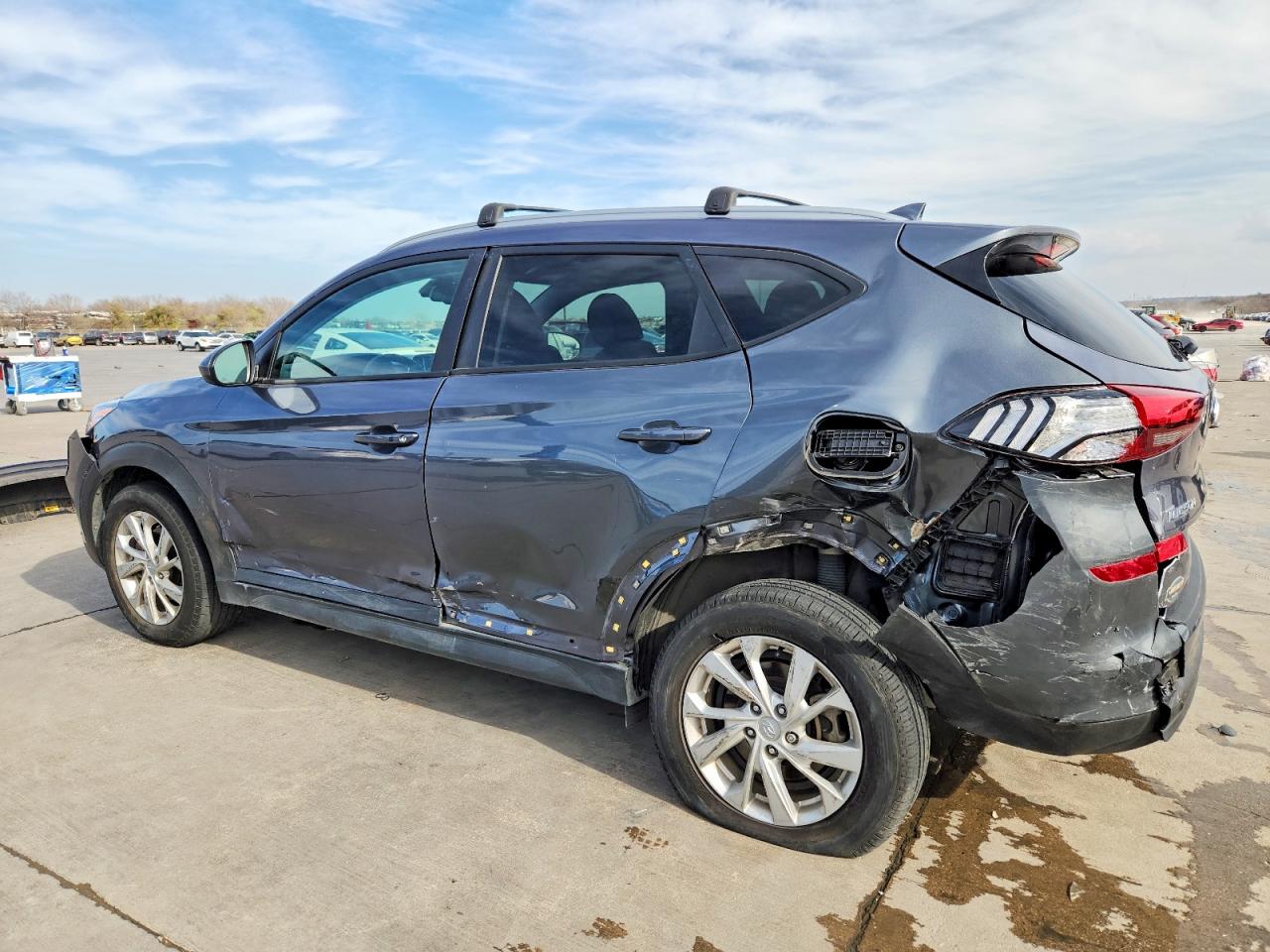 2021 HYUNDAI TUCSON VALUE photo 2