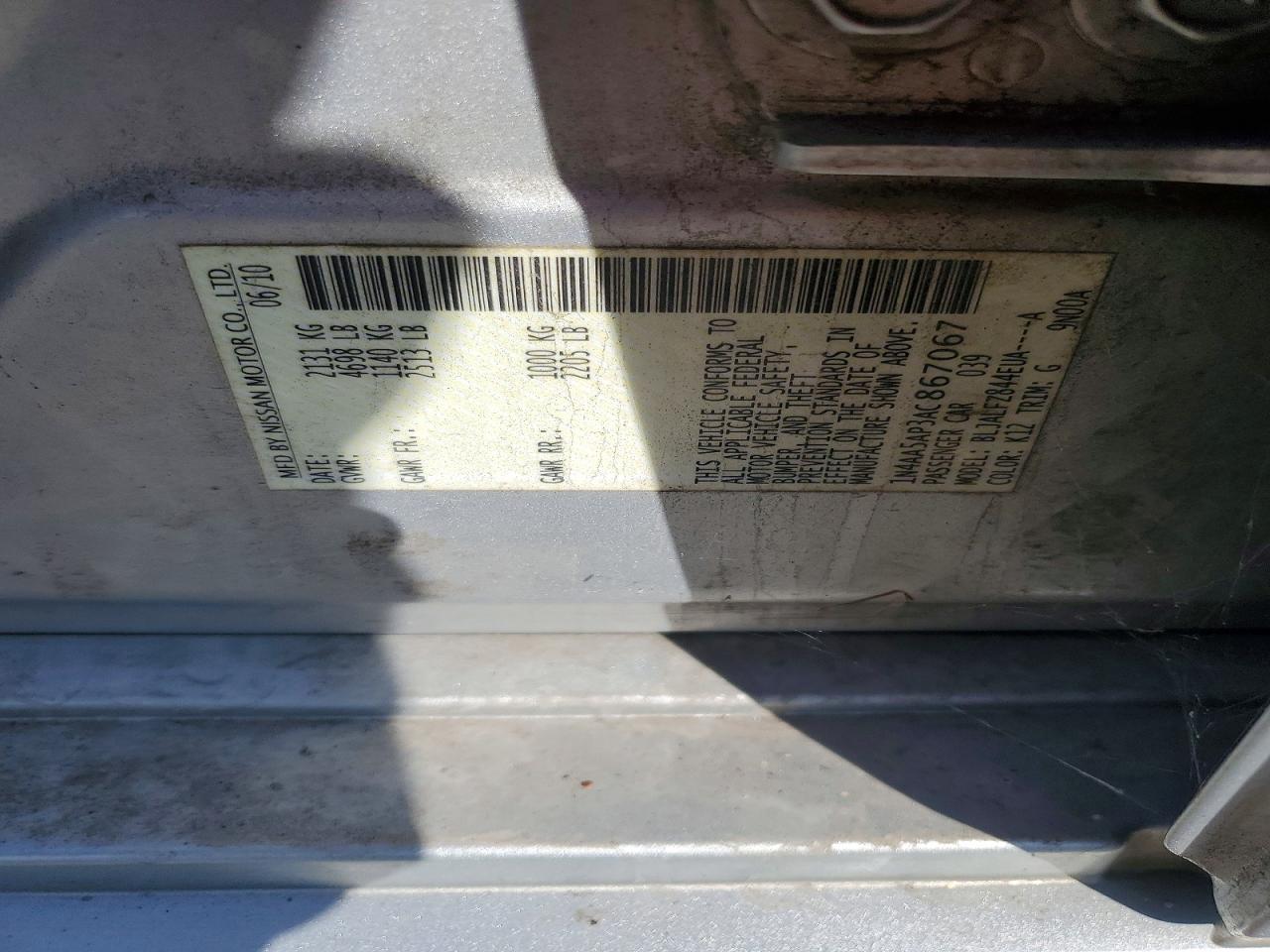 2010 NISSAN MAXIMA S photo 3