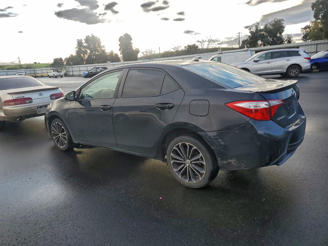 2016 TOYOTA COROLLA L photo 3
