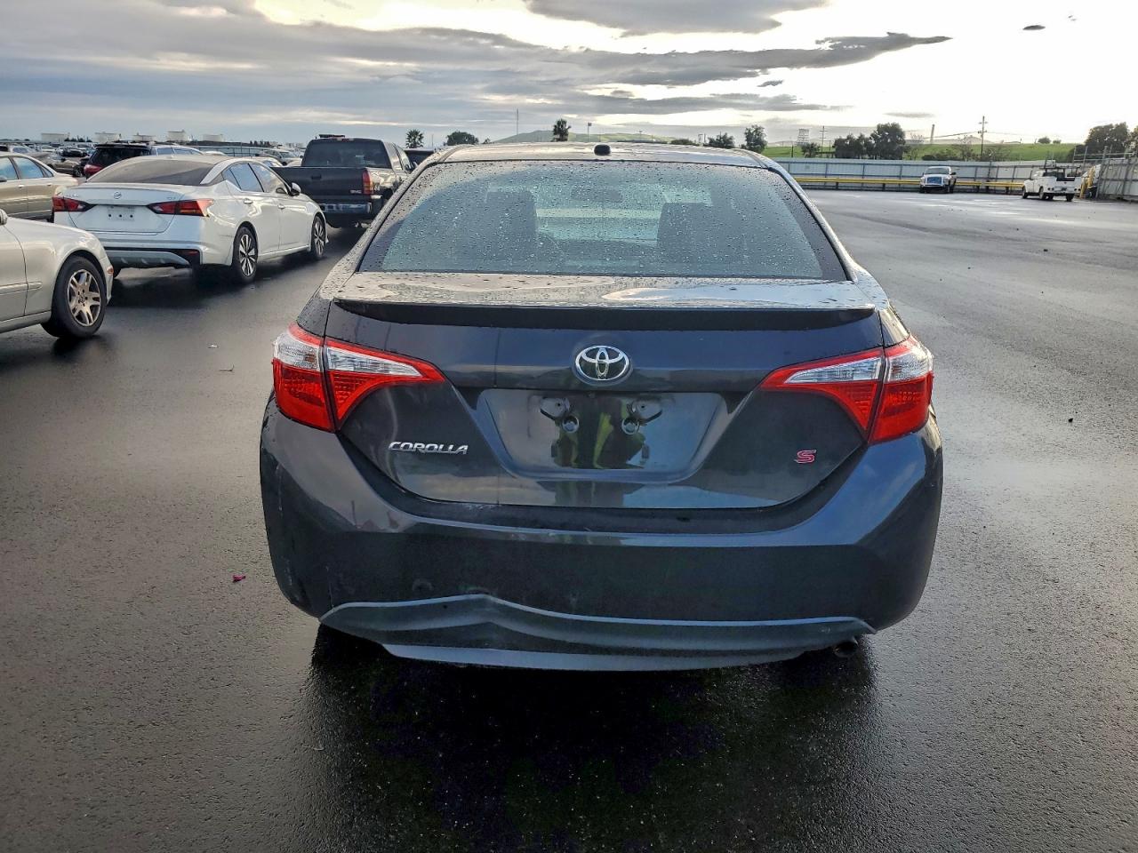2016 TOYOTA COROLLA L photo 11