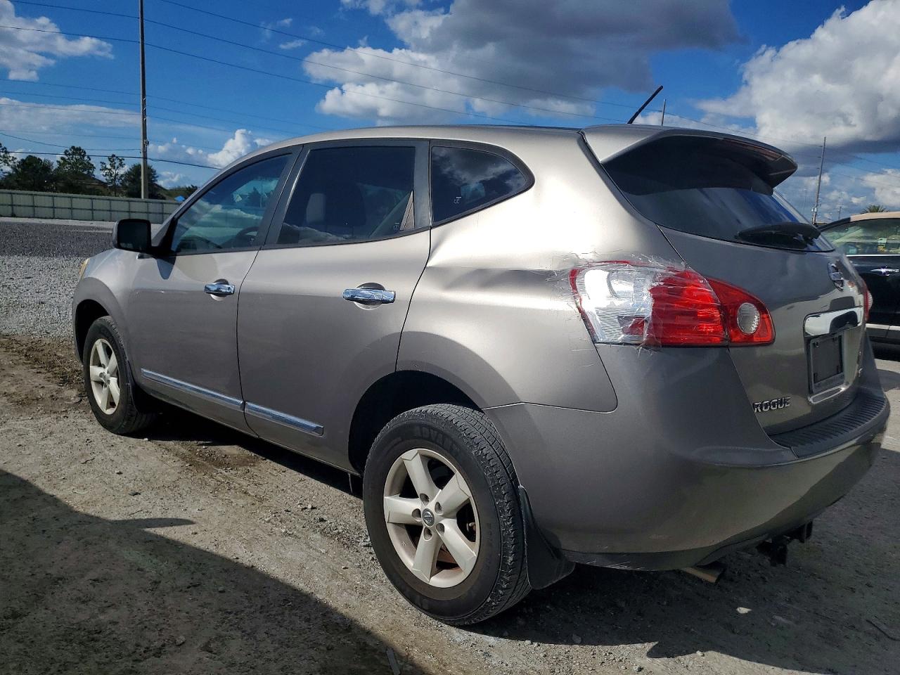 2013 NISSAN ROGUE S photo 2