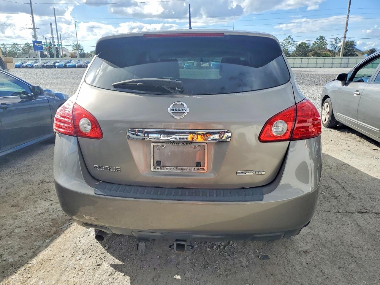 2013 NISSAN ROGUE S photo 6