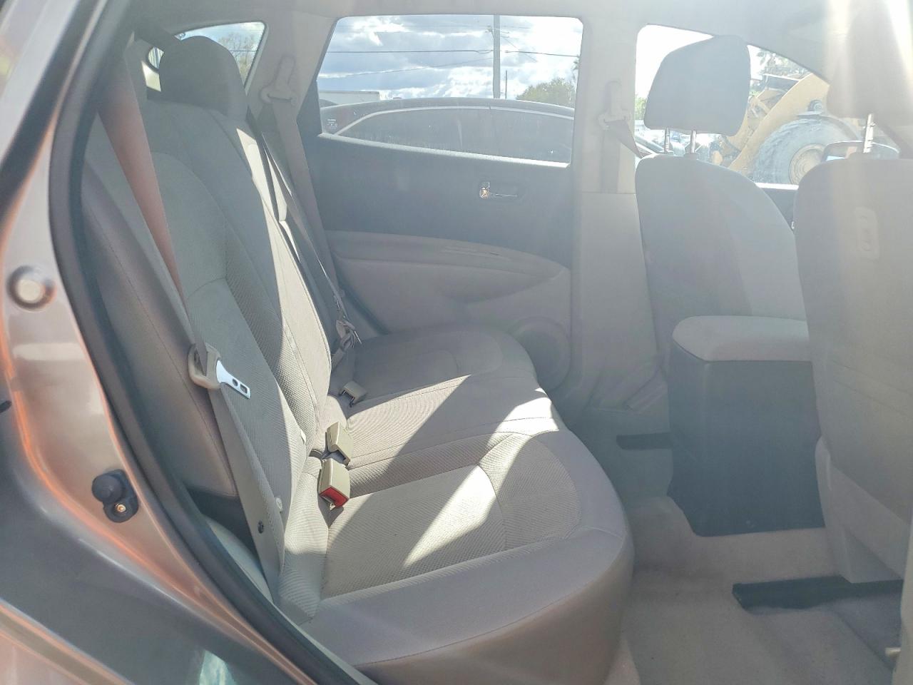 2013 NISSAN ROGUE S photo 11