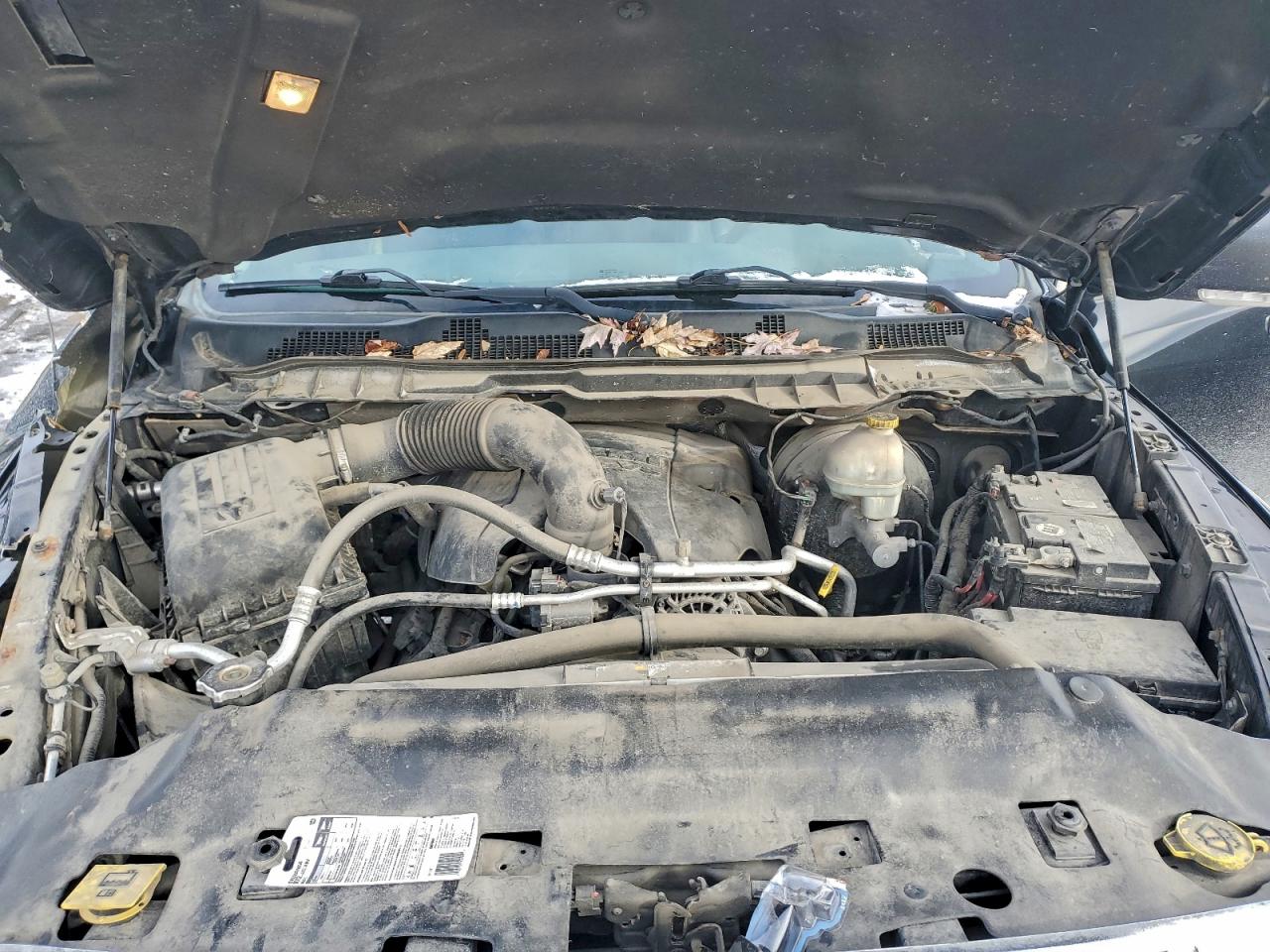 2015 RAM 1500 SLT photo 11