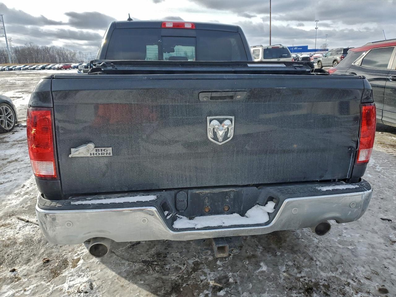 2015 RAM 1500 SLT photo 6