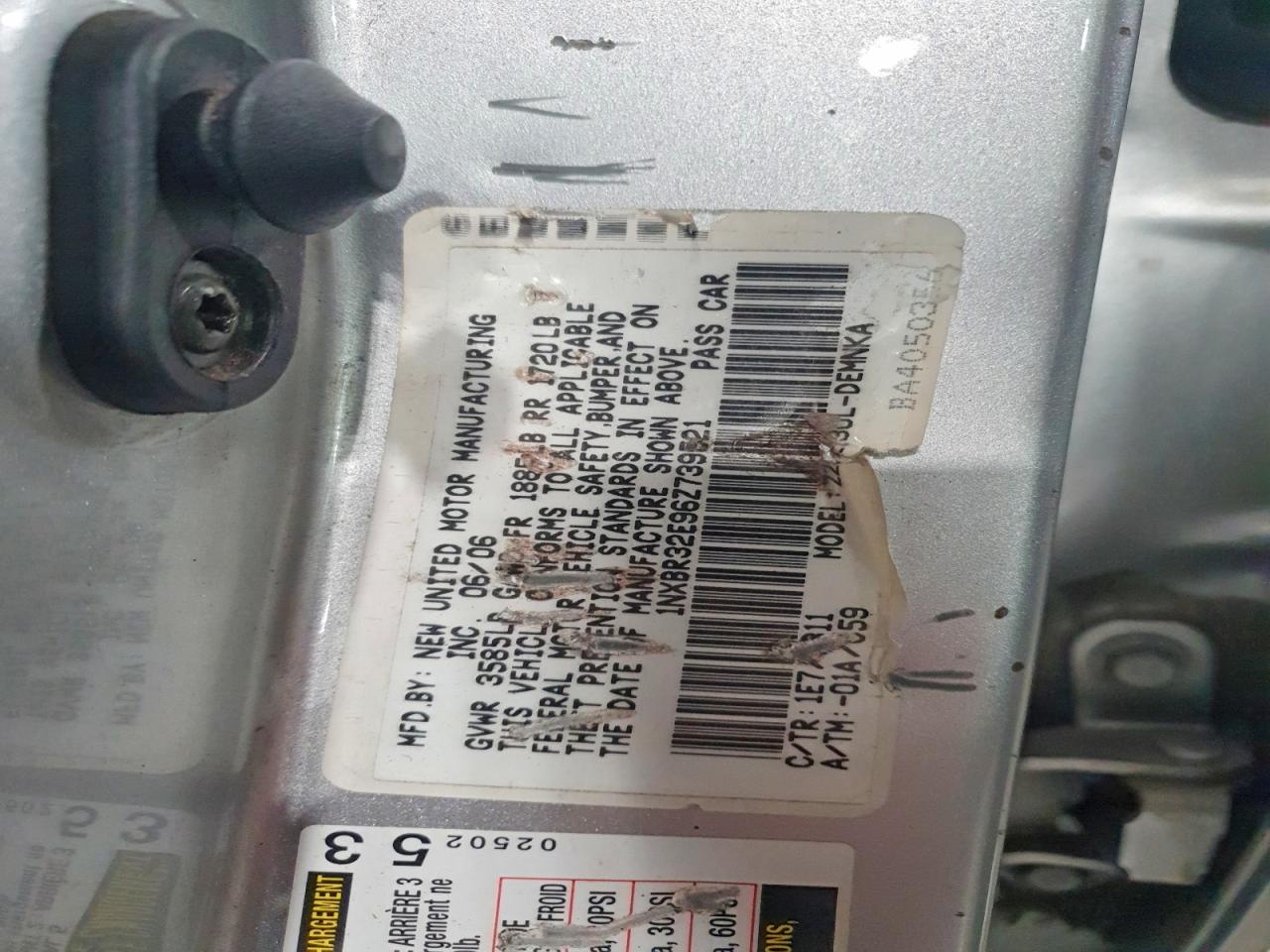 2006 TOYOTA COROLLA LE photo 23