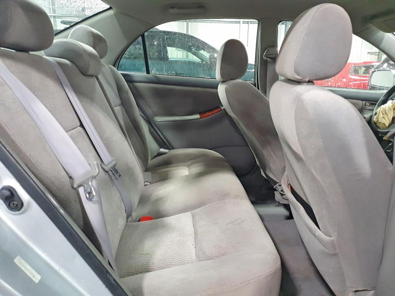 2006 TOYOTA COROLLA LE photo 19