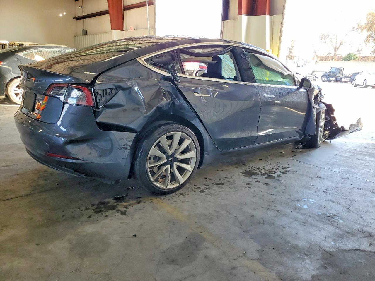 2019 TESLA MODEL 3 photo 3