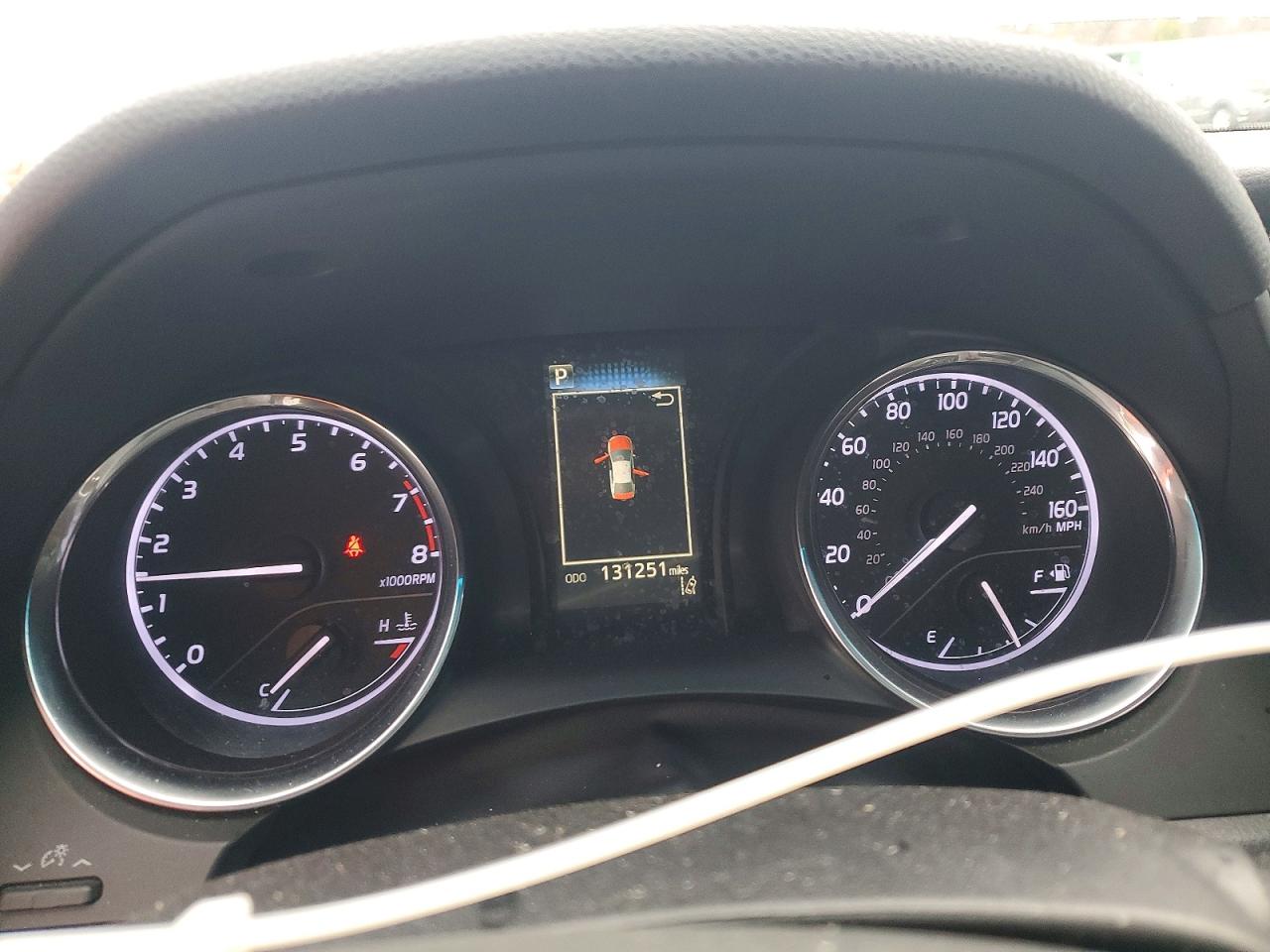 2019 TOYOTA CAMRY L photo 25
