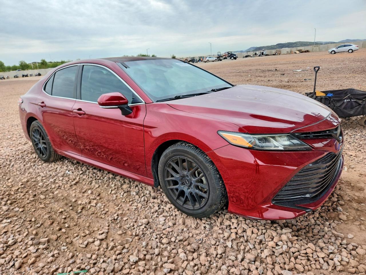2018 TOYOTA CAMRY L photo 4