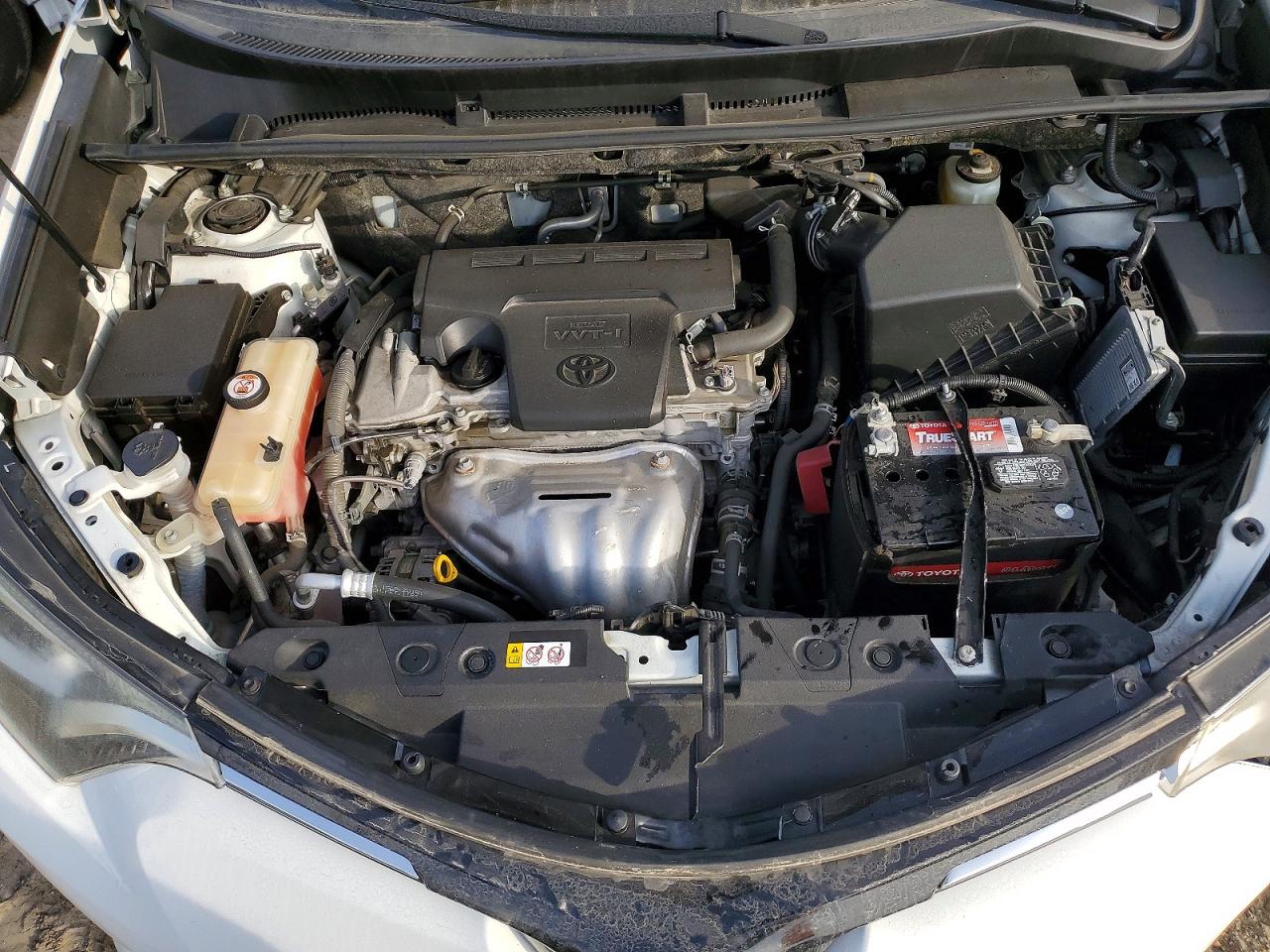 2018 TOYOTA RAV4 photo 34
