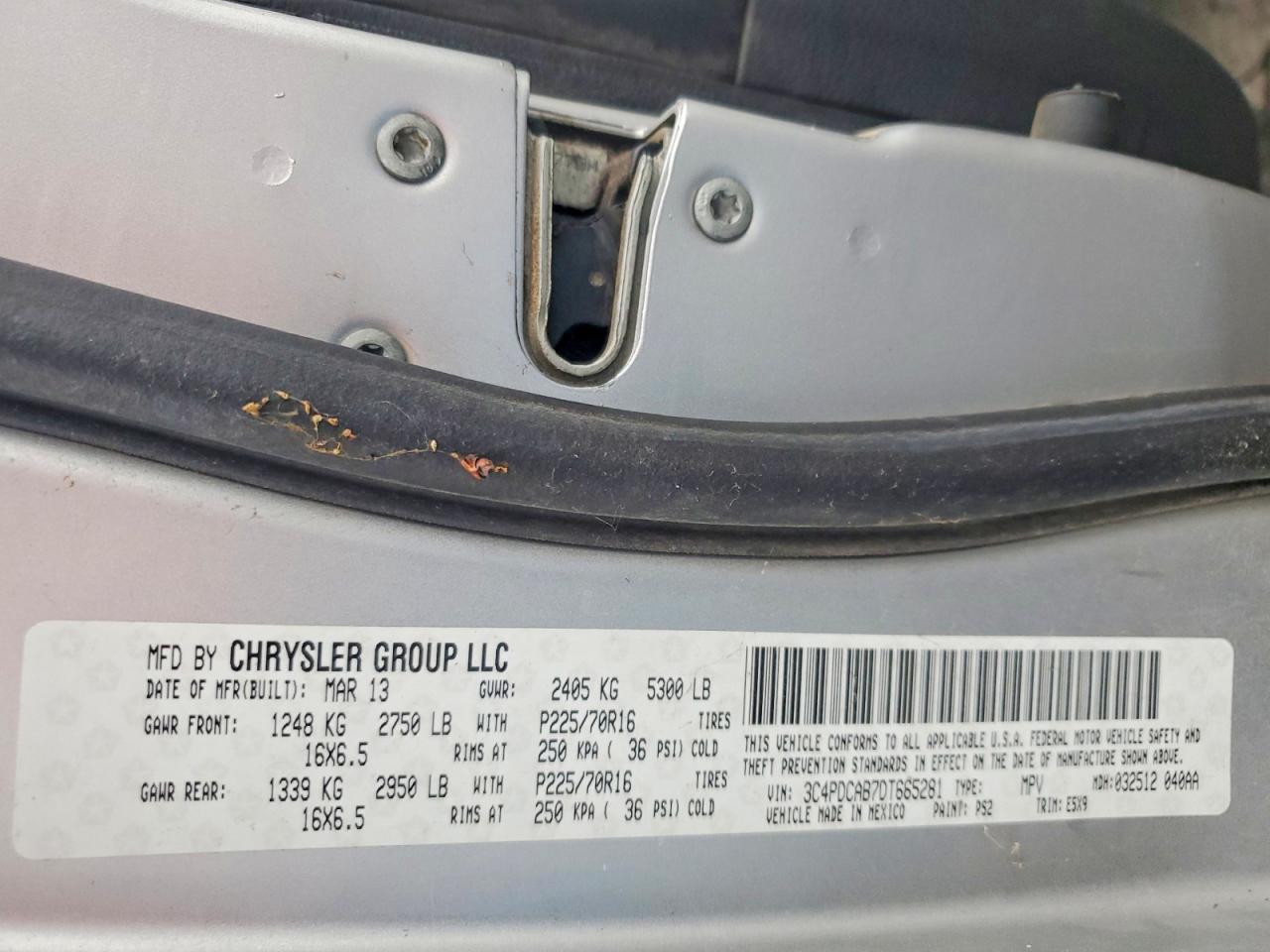 2013 DODGE JOURNEY SE photo 25