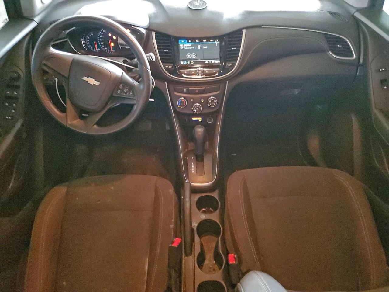 2018 CHEVROLET TRAX LS photo 15