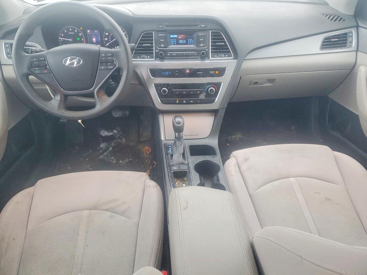 2015 HYUNDAI SONATA SE photo 15