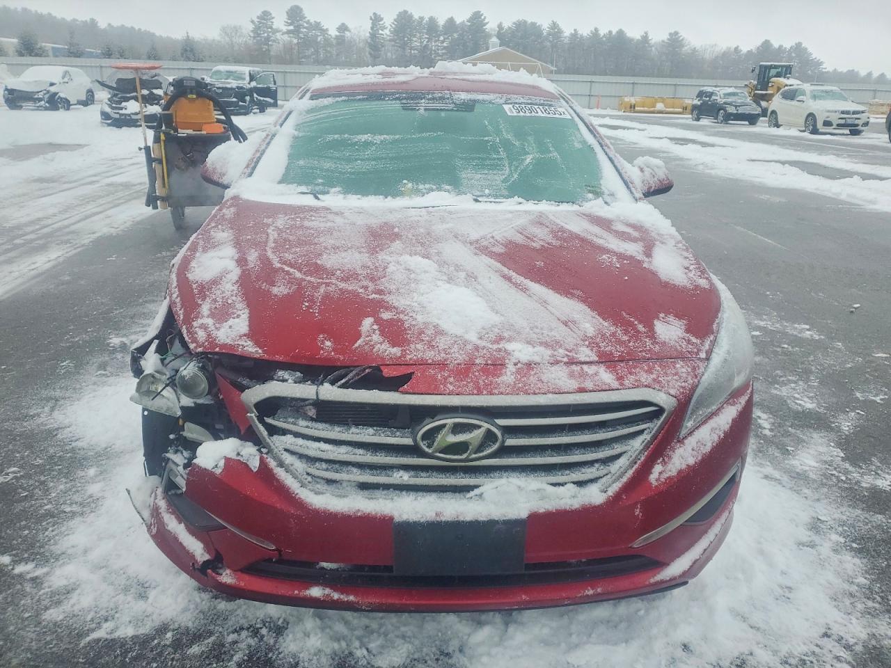 2015 HYUNDAI SONATA SE photo 9