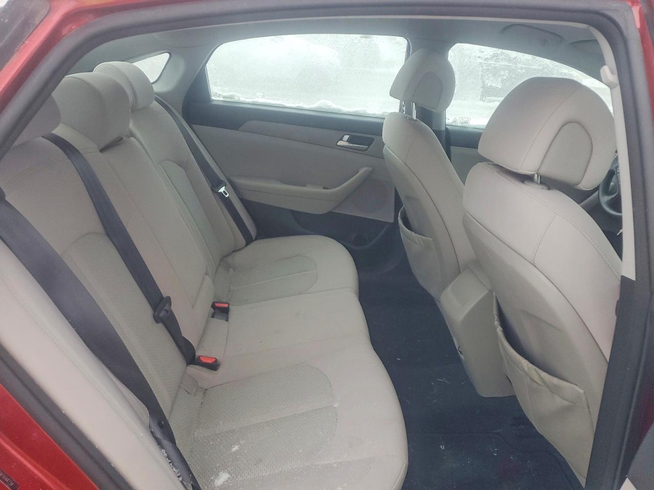 2015 HYUNDAI SONATA SE photo 19