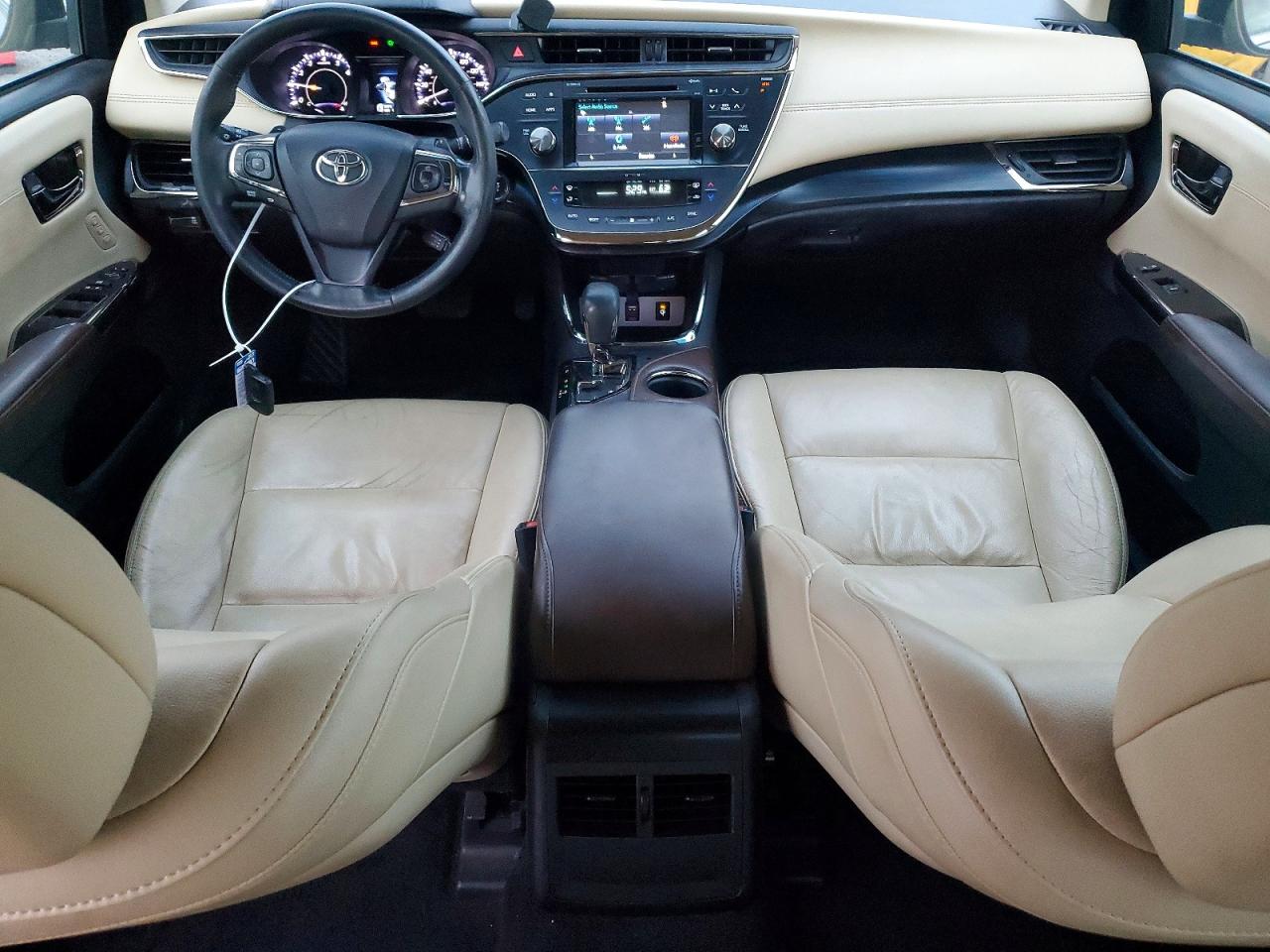 2016 TOYOTA AVALON XLE photo 15