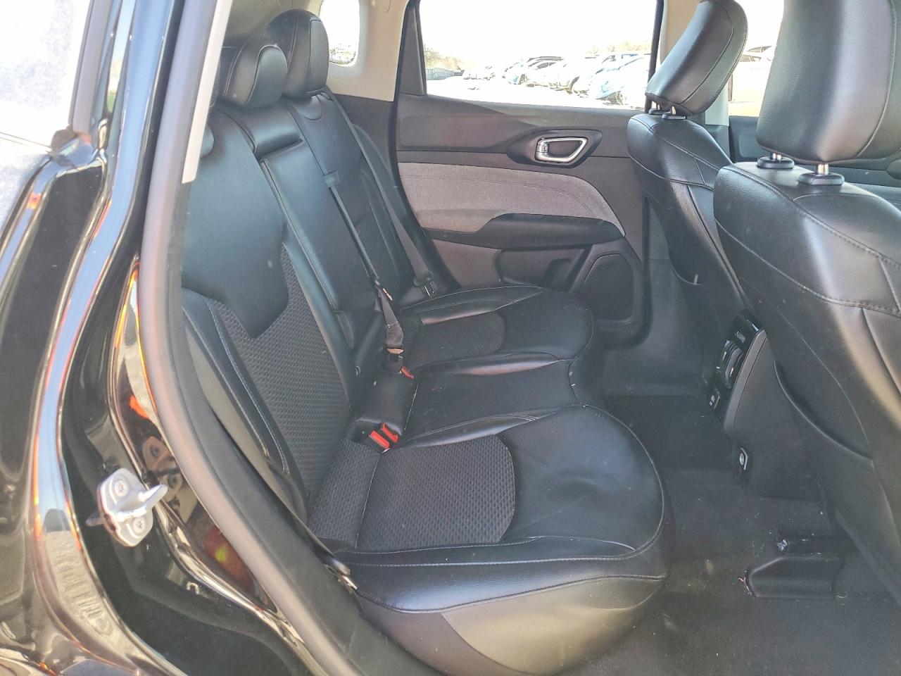 2022 JEEP COMPASS LATITUDE photo 11