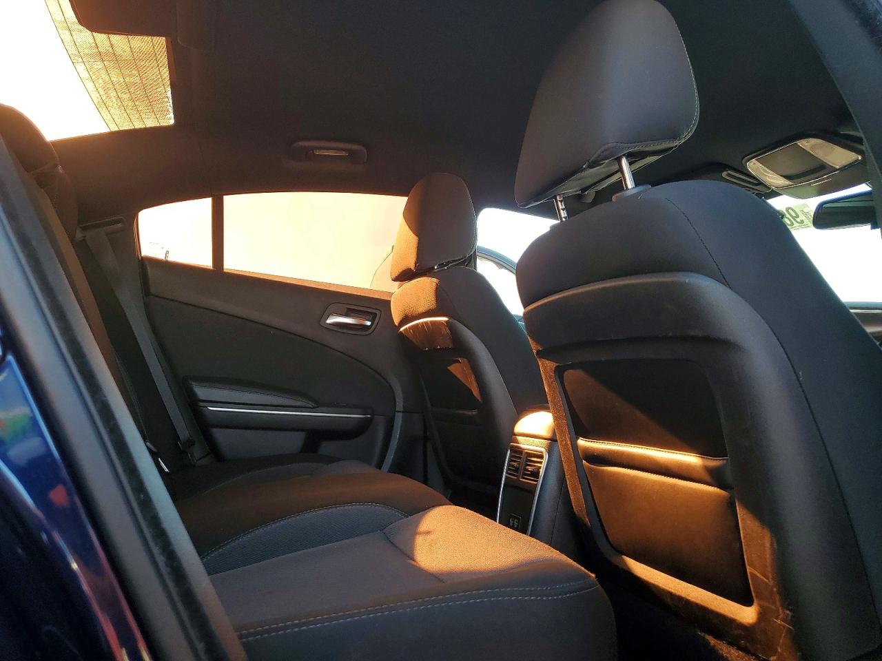 2015 DODGE CHARGER SE photo 10