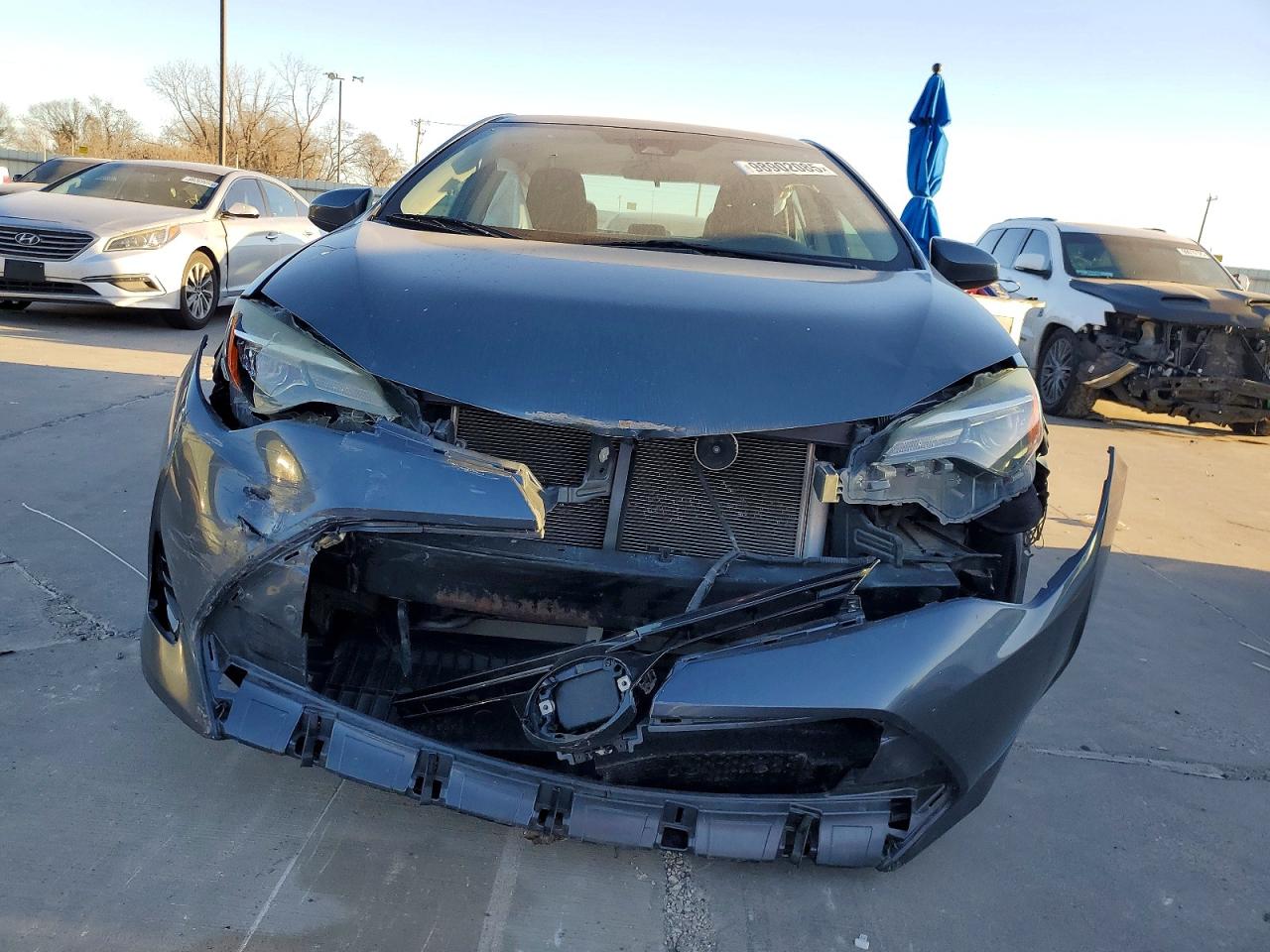 2017 TOYOTA COROLLA L photo 9