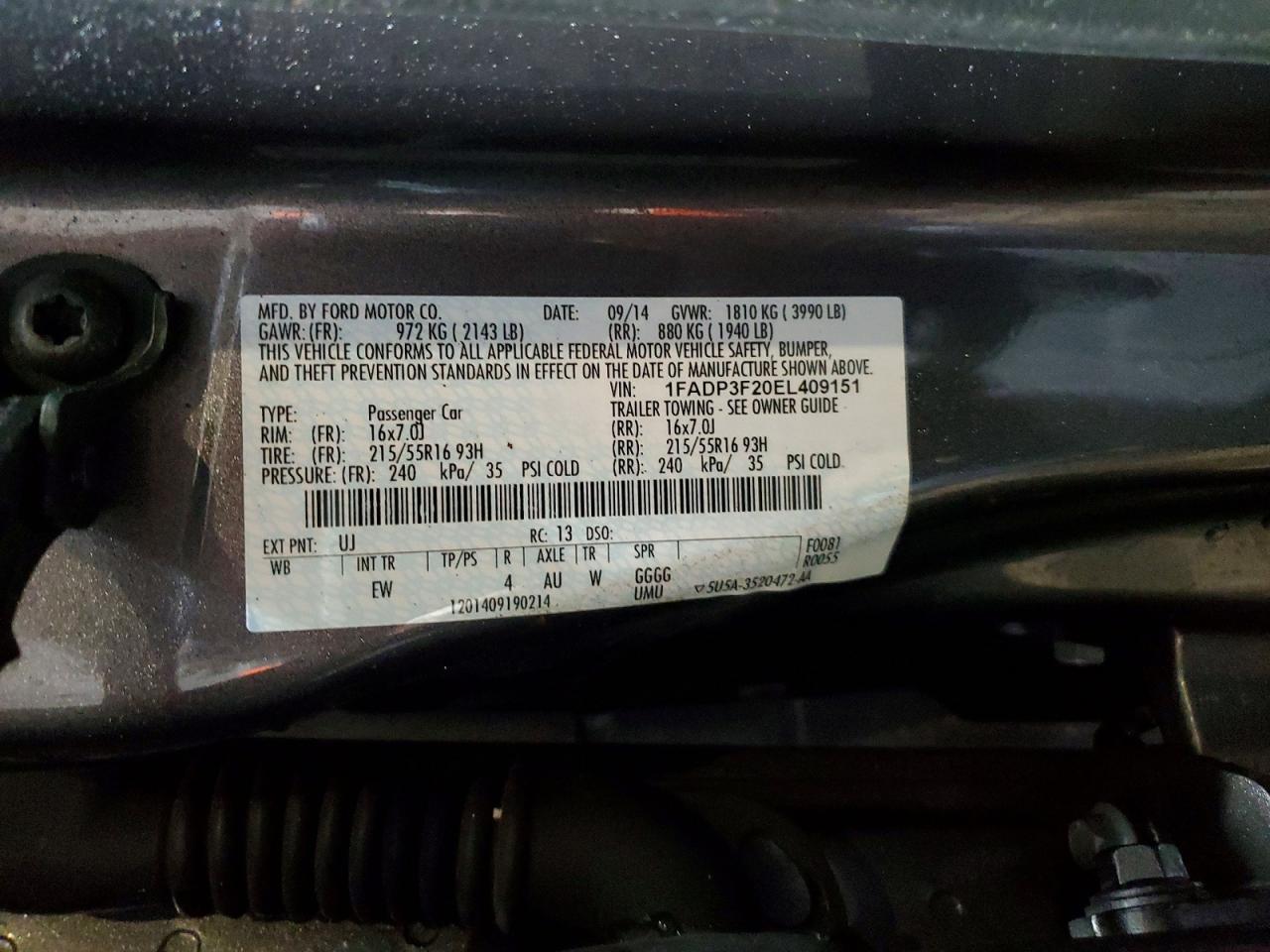 2014 FORD FOCUS SE photo 12