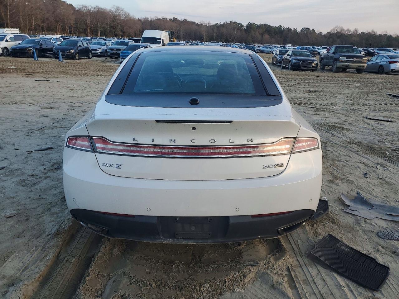 2015 LINCOLN MKZ photo 6