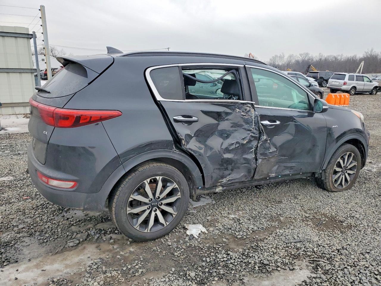 2019 KIA SPORTAGE EX photo 3