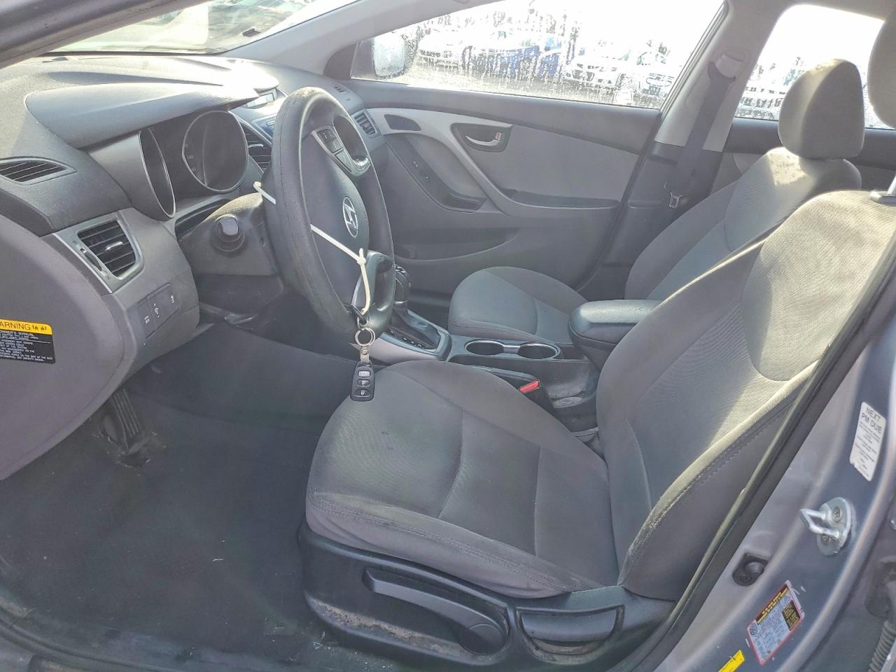 2015 HYUNDAI ELANTRA SE photo 7