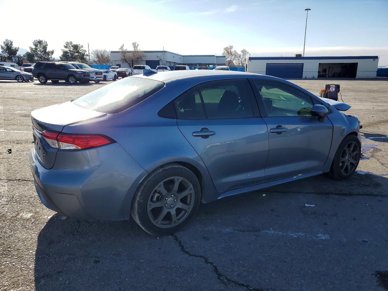 2020 TOYOTA COROLLA LE photo 3