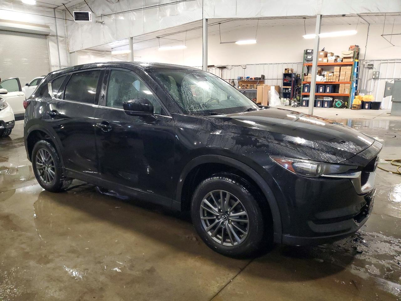 2017 MAZDA CX-5 TOURING photo 10