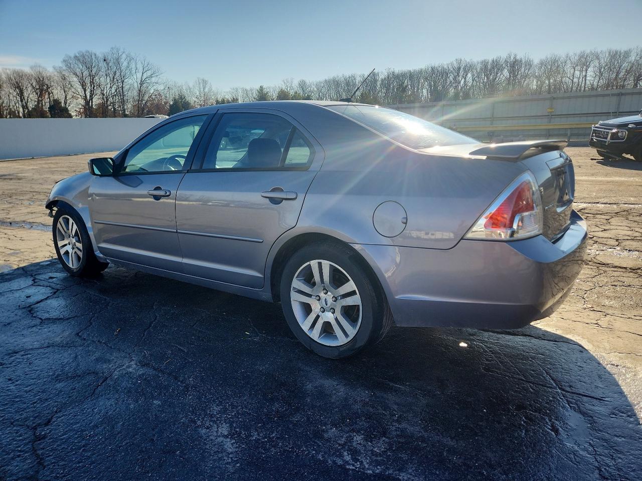 2007 FORD FUSION SE photo 3