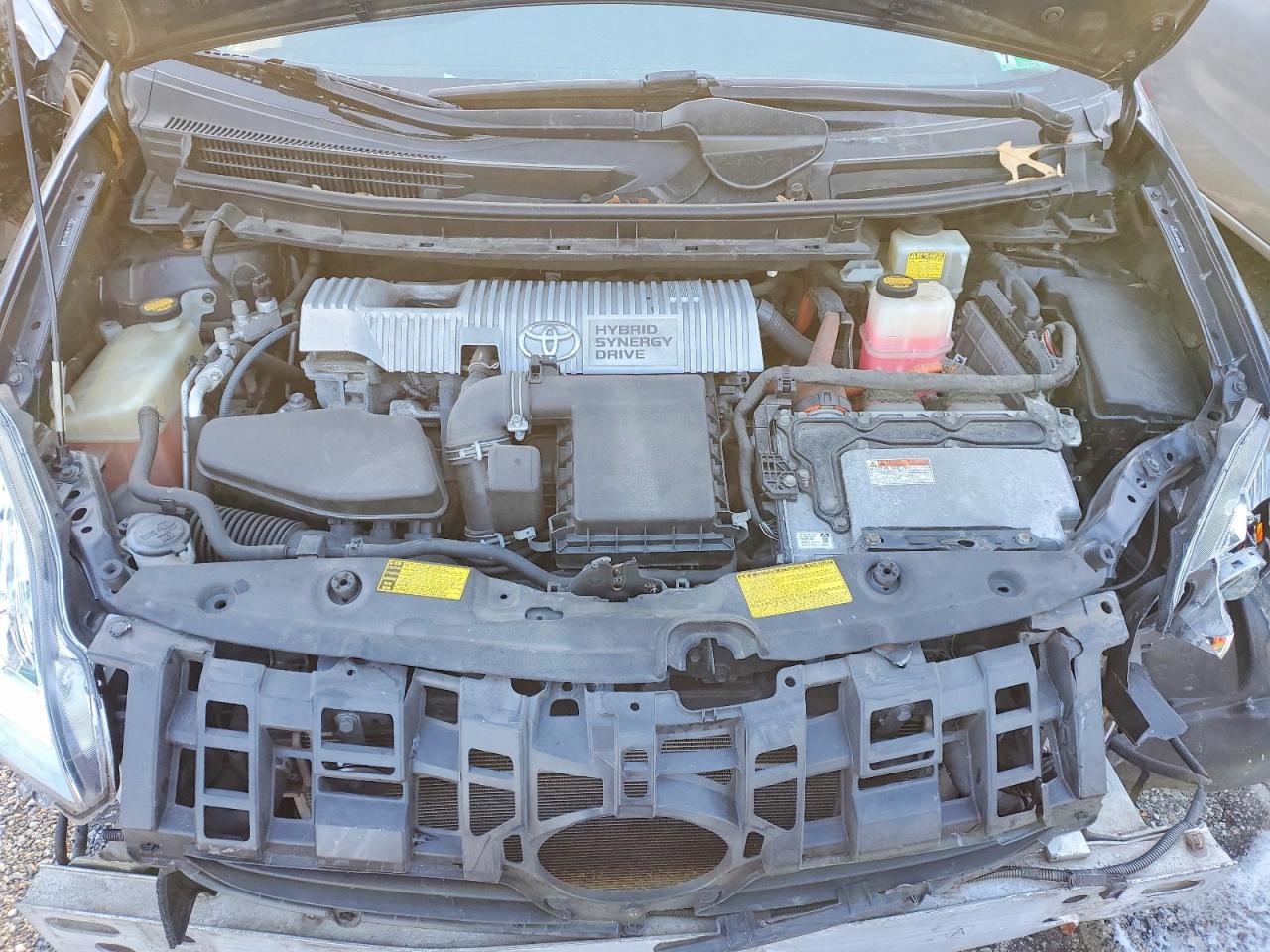 2011 TOYOTA PRIUS photo 11