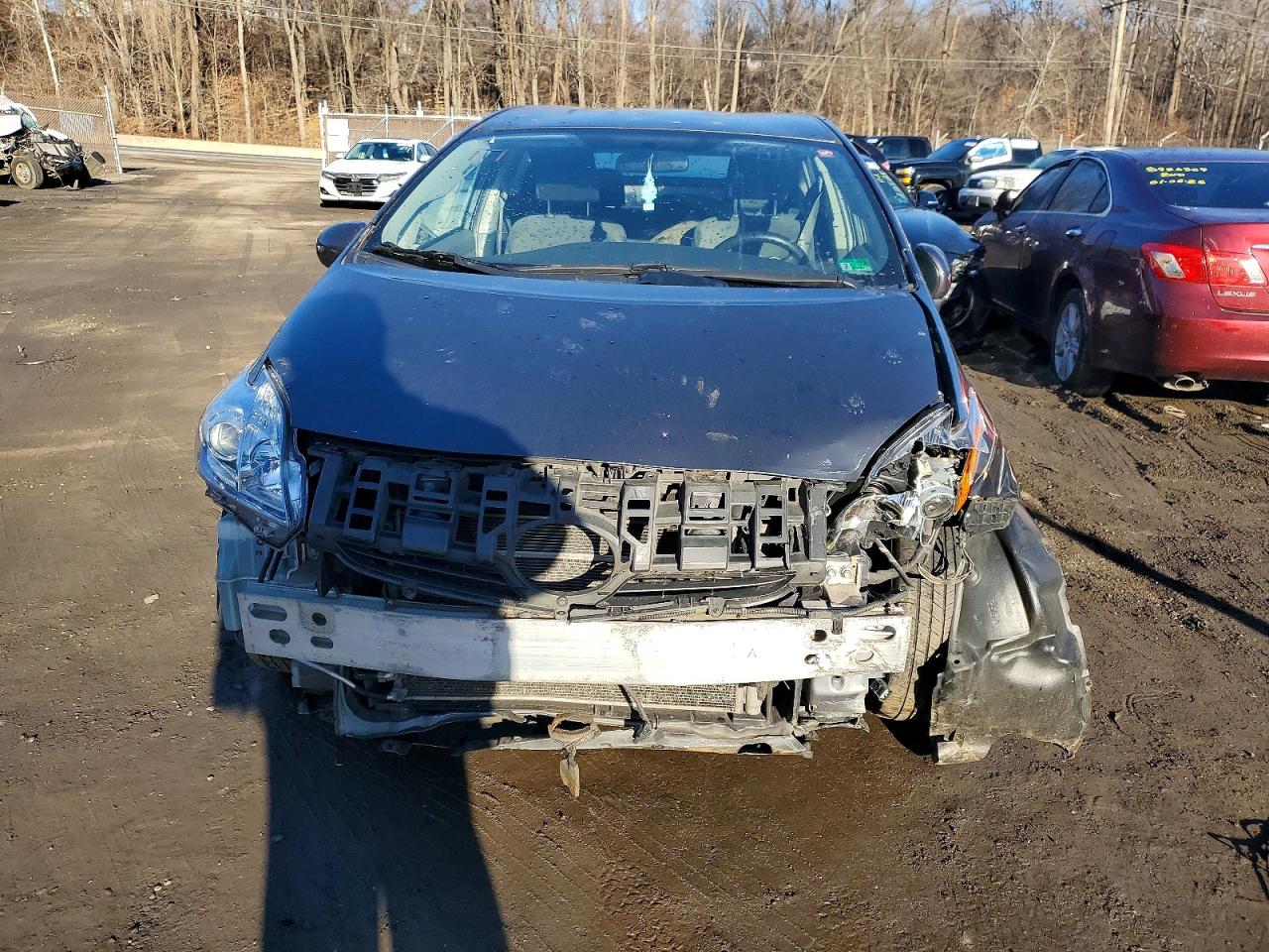 2011 TOYOTA PRIUS photo 5