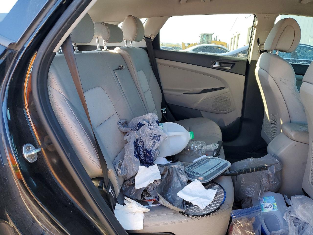 2018 HYUNDAI TUCSON SE photo 11